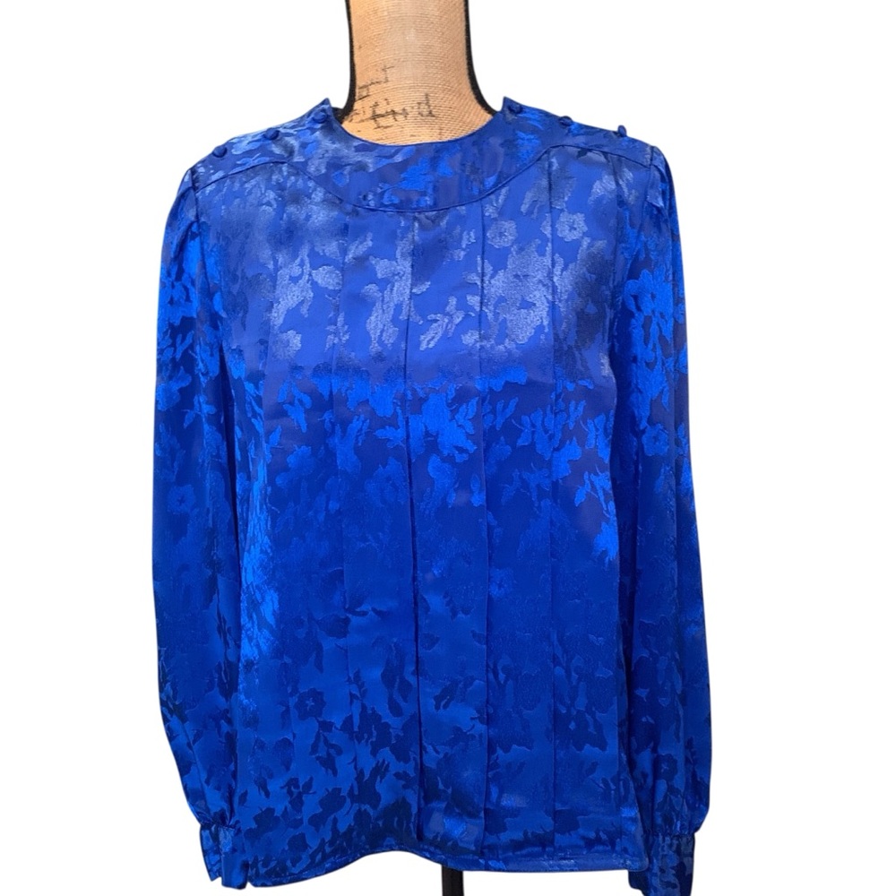 Amanda Smith Blue Jacquard Blouse with Long Sleeves